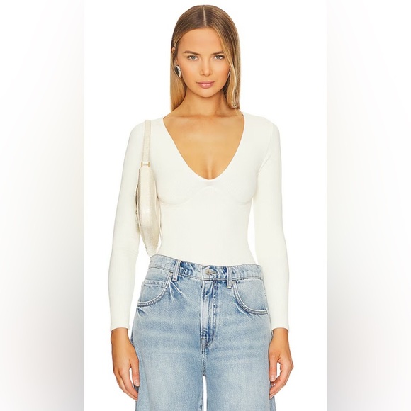 Free People Tops - ❤️Free People Meg Seamless V-Neck Long-Sleeve Bodysuit